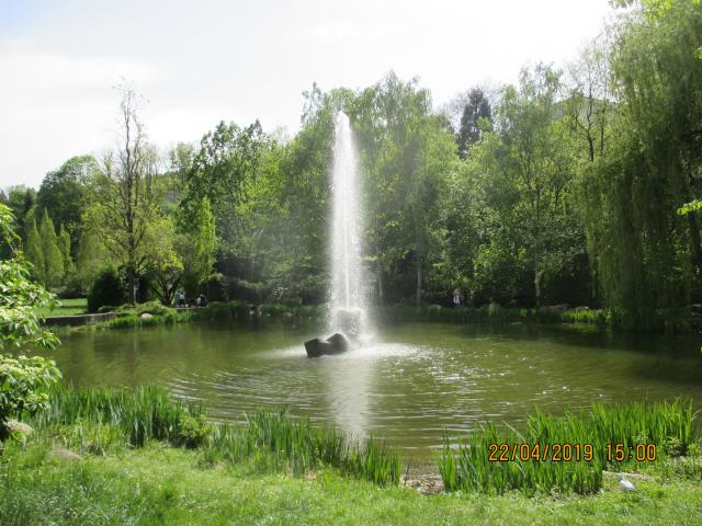 Brunnen am Festspielhaus