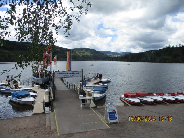 Der Titisee ist ein See im südlichen Schwarzwald in Baden-Württemberg. Er bedeckt eine Fläche von 1,07 km2 und ist durchschnittlich 20 m tief. Seine Entstehung verdankt er dem Feldberg-Gletscher, dessen im Pleistozän entstandene Moränen heute seine Ufer bilden. Gespeist wird er von dem das Bärental durchfließenden Seebach, der am Seebuck, am Osthang des Feldberg-Massivs, dem Feldsee entspringt. Der Ausfluss des Sees auf 840 m ü. NHN ist die Gutach, die ab dem Zusammenfluss mit der Haslach unterhalb von Kappel den Namen Wutach trägt.