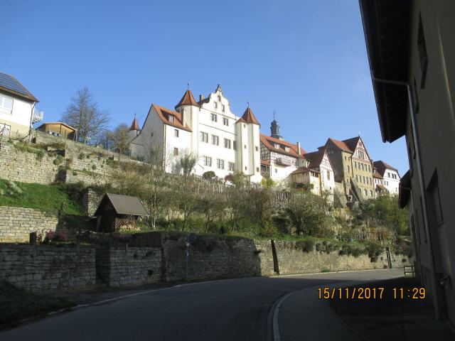 Das Graf-Eberstein-Schloss im Stadtteil Gochsheim der Stadt Kraichtal im Landkreis Karlsruhe im nordwestlichen Baden-Württemberg geht auf eine mittelalterliche Burg zurück und war einer der Hauptsitze der Grafen von Eberstein. Die nur noch teilweise erhaltene Anlage ist seit dem 19. Jahrhundert im Besitz der Gemeinde und wird heute teilweise als Museum genutzt.