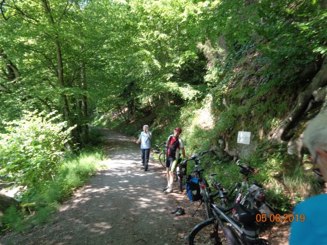 Von der Quelle bis zur Mündung: Auf rund 90 Kilometern führt der Radweg immer entlang des Flüsschens Nagold, das sich durch die wunderbare Natur von Seewald-Urnagold bis nach Pforzheim schlängelt. Unterwegs gibt es jede Menge traumhafte Natur und Highlights für die ganze Familie.