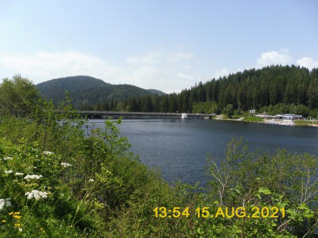 Der Schluchsee ist ein Stausee in der Gemeinde Schluchsee bei St. Blasien im Landkreis Breisgau-Hochschwarzwald in Baden-Württemberg. Er liegt südöstlich des Titisees und ist der größte See des Schwarzwaldes.